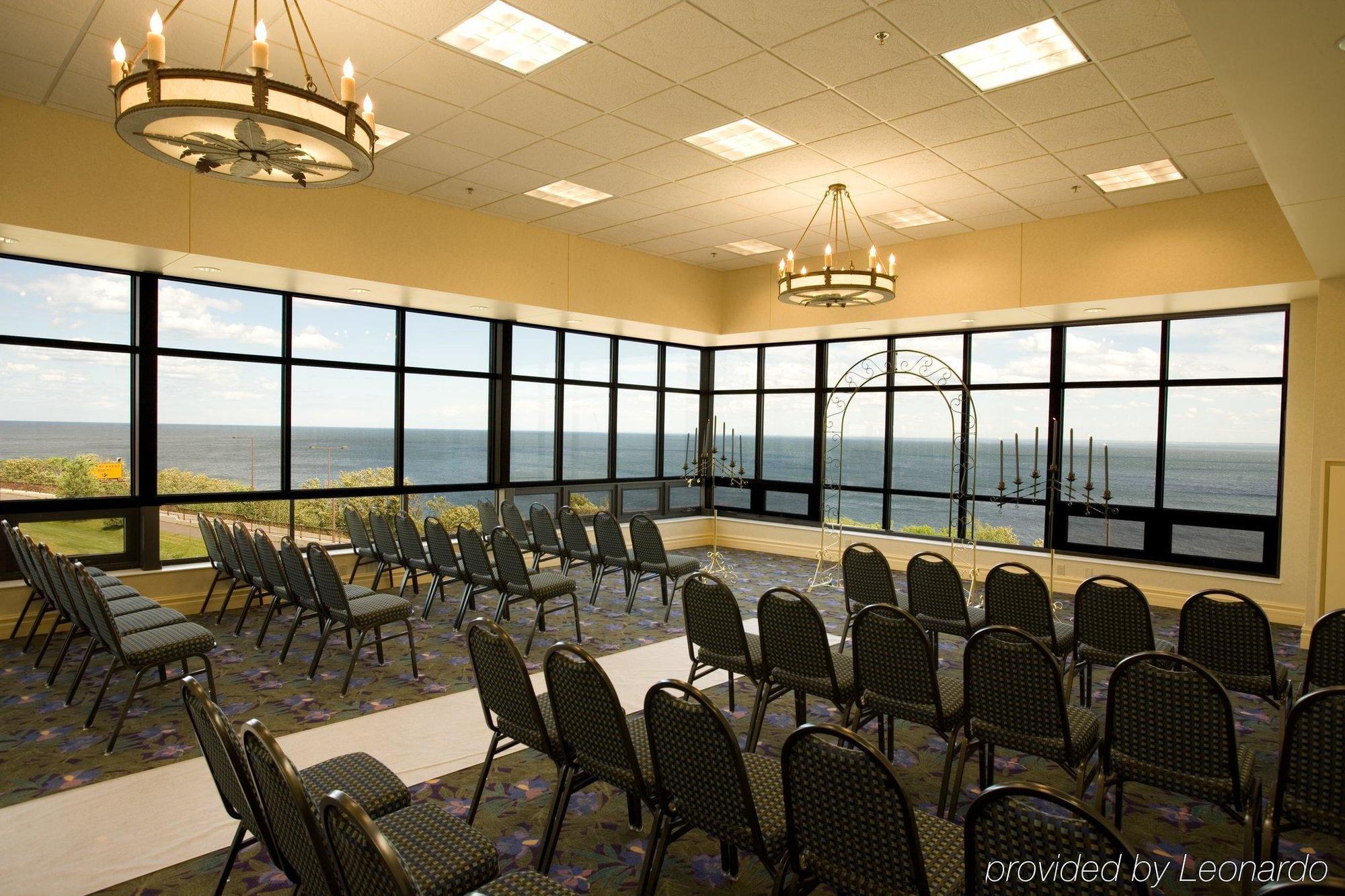 Edgewater Waterpark Hotel Duluth Afaceri foto